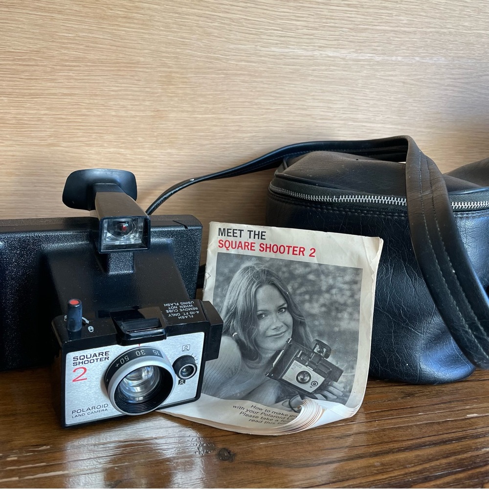 Polaroid Vintage 70s Square Shooter 2 Land Camera With Case and Manual